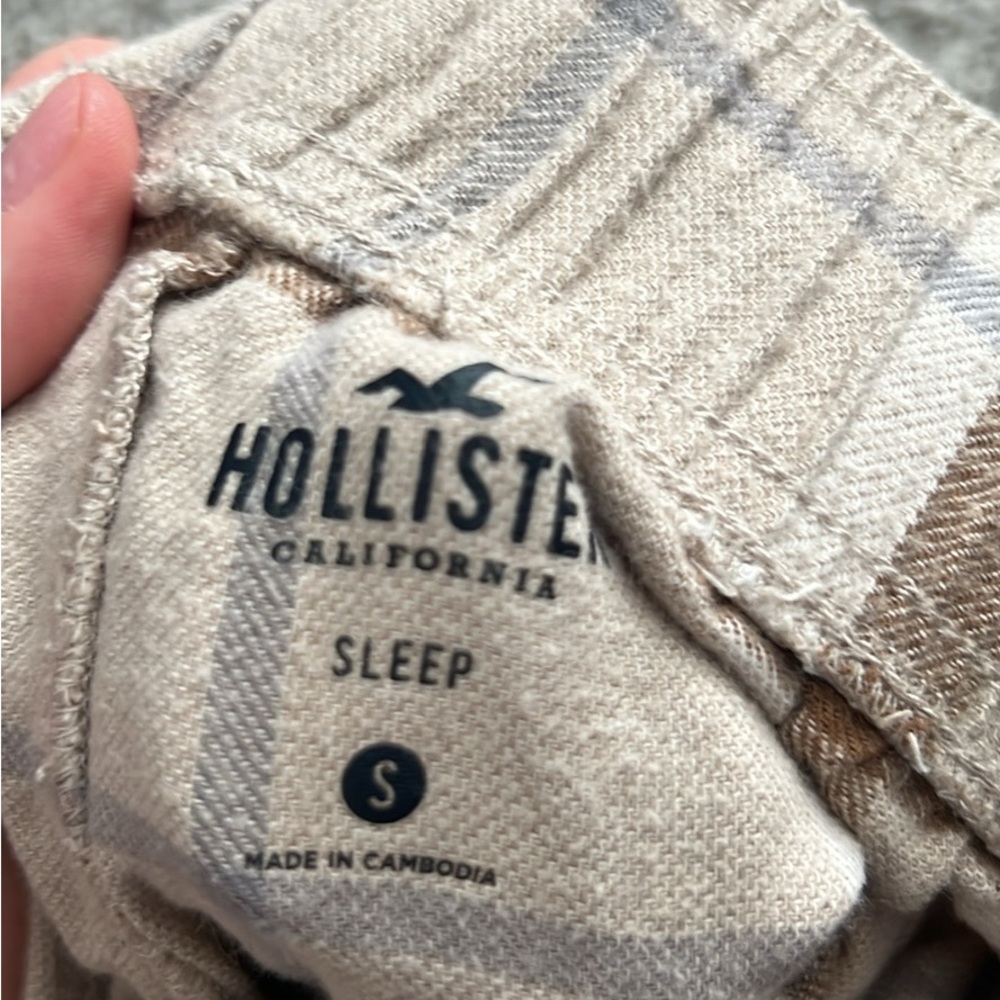 Hollister Tan Plaid Sleepwear